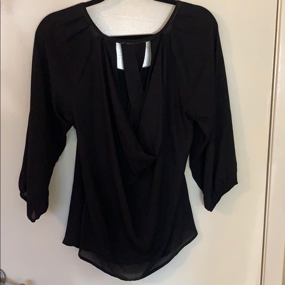 Black blouse - Picture 2 of 3